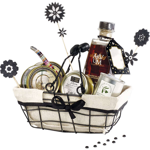 Product image Black metal basket with fabric lining