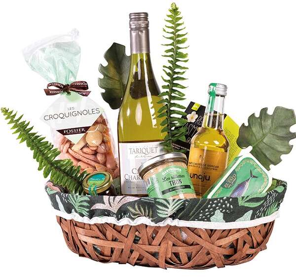 Product image Wooden basket with plant design